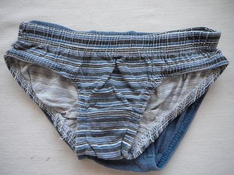 Chlapecké slipy, 98