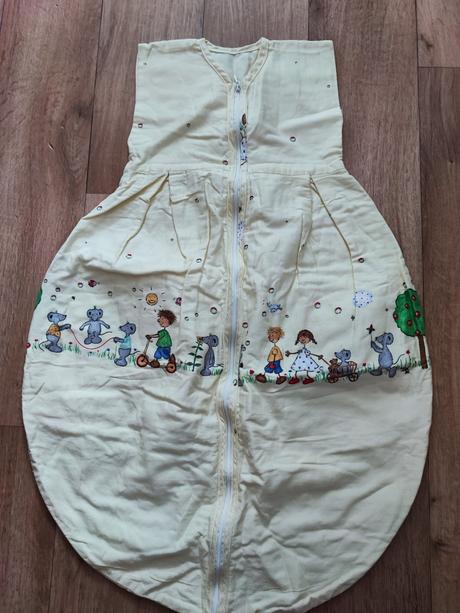 Žlutý spací pytel,