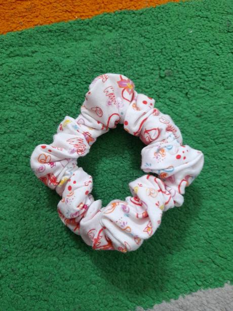 Gumička do vlasů winx jednou nošená, 