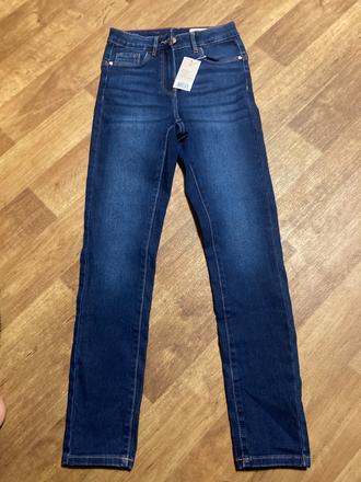 Dívčí džiny, pepperts,152