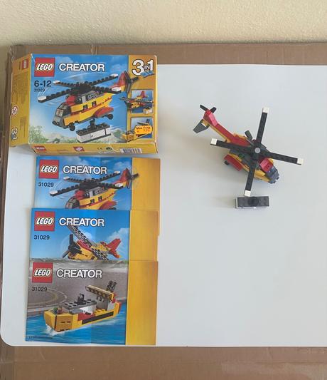 Lego creator set 31029,