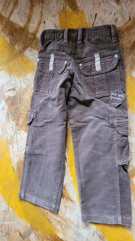 Košile a manžestráky, 104