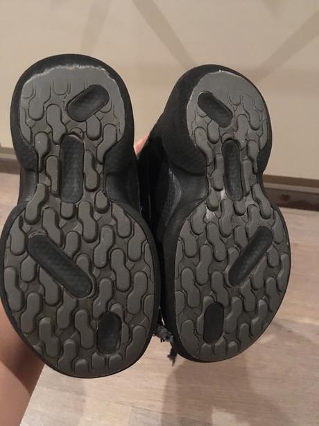 Snehule columbia, columbia,26