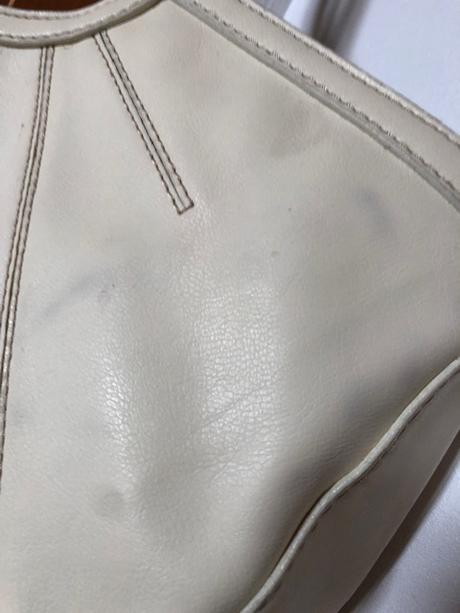 Mango kabelka cremova, mango