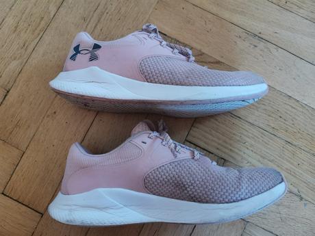 Dámské běžecké boty tenisky vel. 42,5, under armour,42