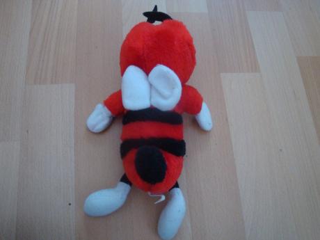 Plyšák - čmelák, 