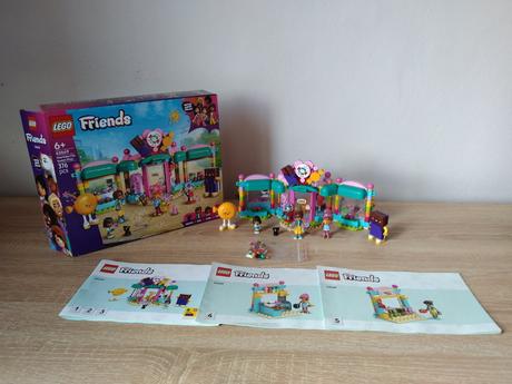 Lego friends 42649 cukrárna v městečku heartlake,
