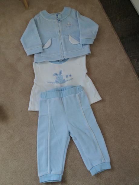 Krásný teplakovy komplet s trikem, mayoral,62