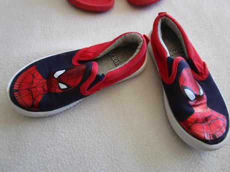 Pěkné bačkory a pantofle spiderman, č. 27 a 29, 27