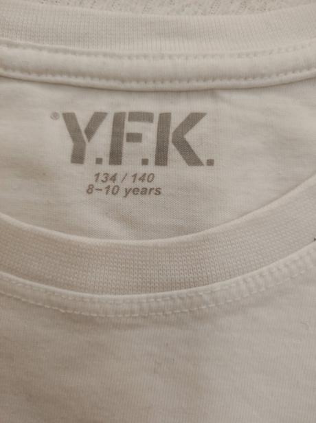 Trika vel. 134-140, chapter young,134