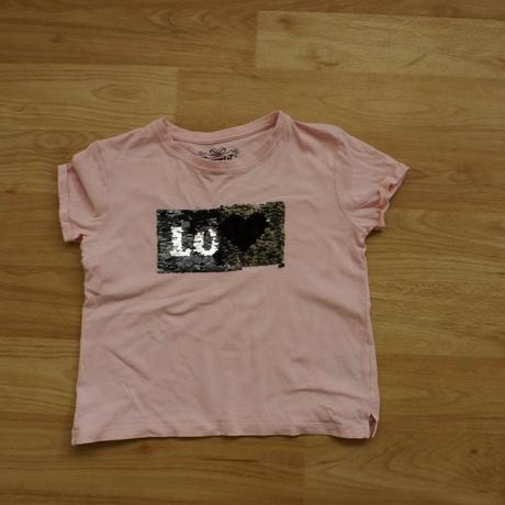 Ruzove tricko s menivymi paietkami, pepperts,134