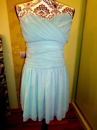 Krásné mentolově zelené šaty, 44