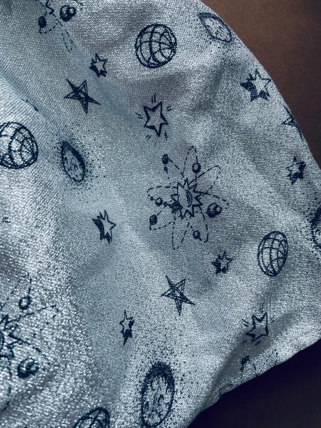 Ob/ šaty společenské stříbrné - v.cca 74/80, 80