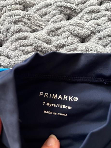 Triko plavecké- v.7/8 let, primark,128