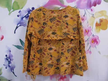 Krásná tunika s podzimním motivem, 122