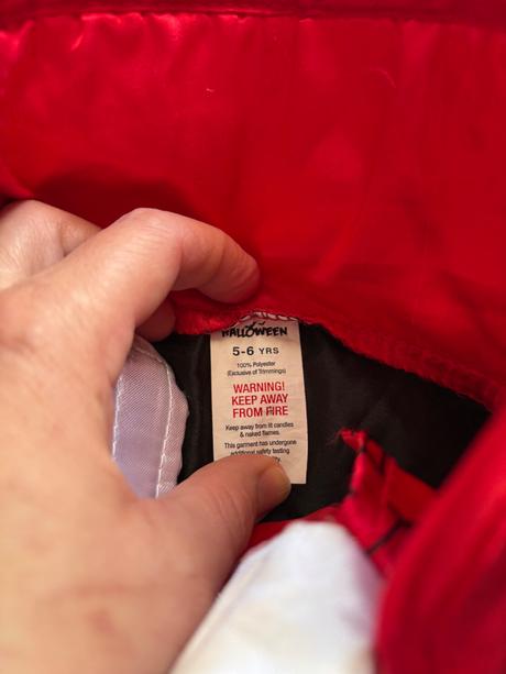 An15/ kostým drákula/ upír - v.5/6 let, 