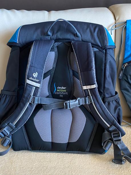 Školní batoh deuter onetwo + pytlík deuter, 