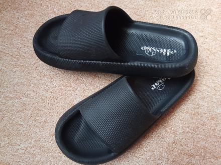 Pantofle zn."ellesse" vel."37", 37