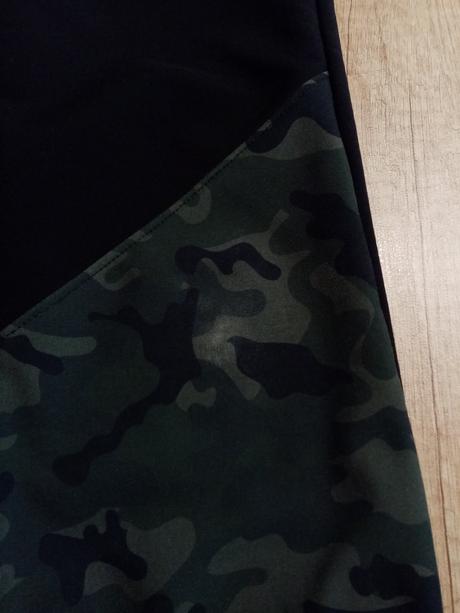 Maskáčové softshellové kalhoty vel. 122, 122