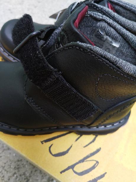 Nenošené dětské kožené boty dr. martens vel. 27, 27