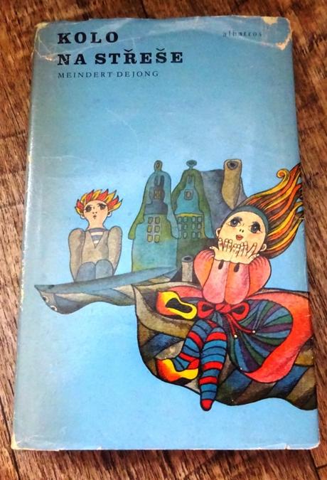 Kolo na střeše,