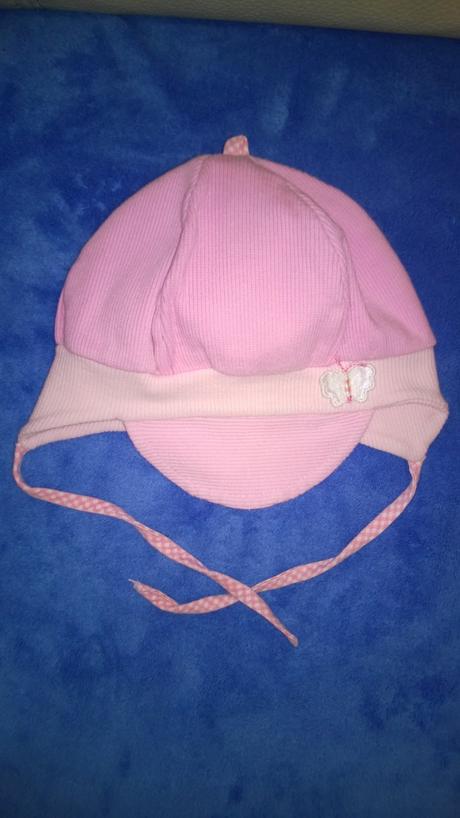 5 x klobouk / čepice / šátek, cca 1-4 roky,50kč/ks, 86