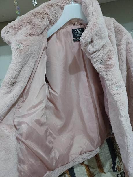 Pudrový kožíšek na zimu, c&a,xs