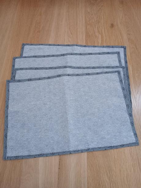 Nové prostírání, 4 ks, 