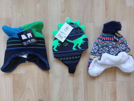 Čepice a rukavice, cca 3-6 let, obvod hlavy 52-54, 110