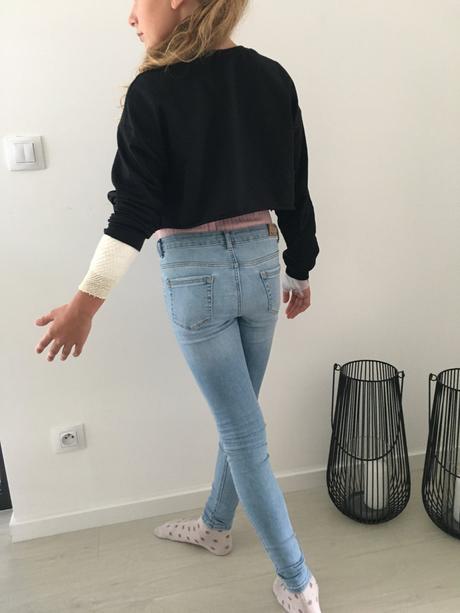 2 ks crop top/mikina shein (11 - 12 let), 152