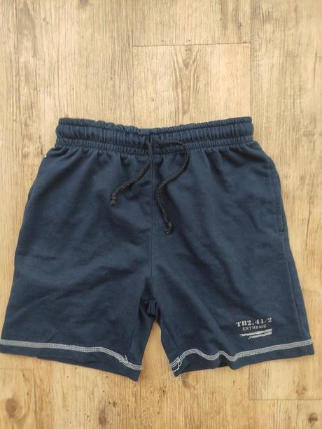 Kraťasy cca 128/134, 134