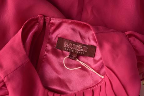 Šaty vel. 12 - 18 m, 86