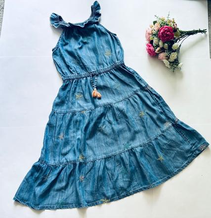 Ob/ šaty letní džínové s vyšíváním - v.8/9 let, 134