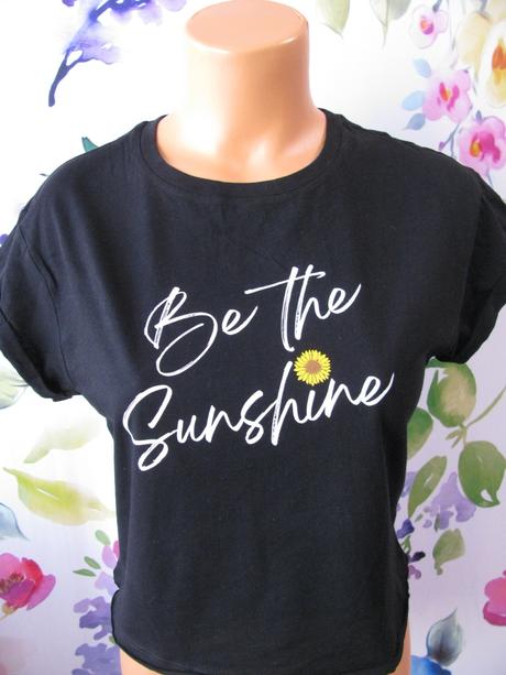 Černé pružné tričko s bílým nápisem, new look,158