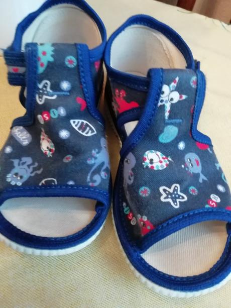 Bačkůrky nošené 7dni ve školce, jako nové 25vel., rak,25