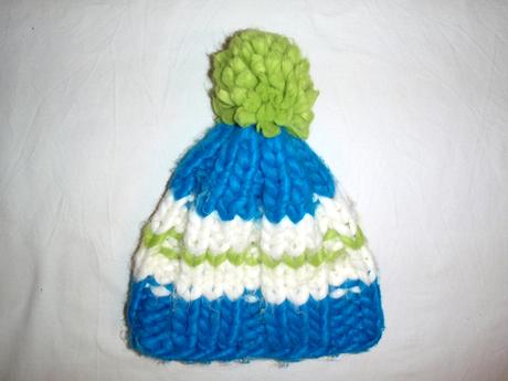 Krásná teploučká zimní čepice - tyrkysová, adams,128