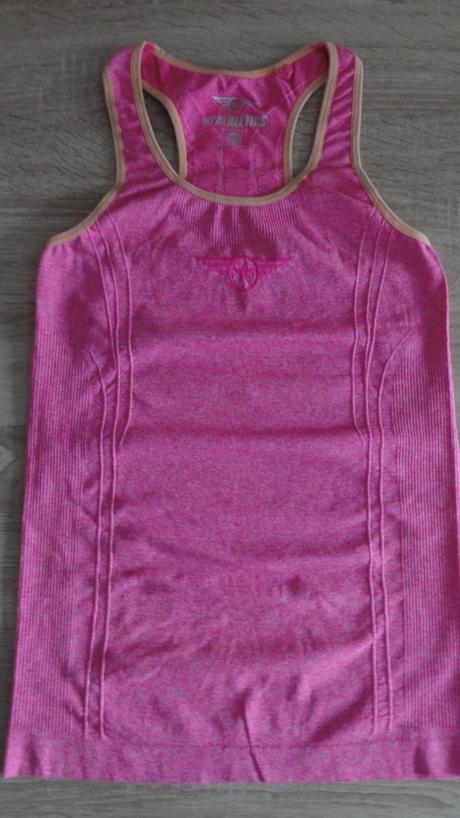 Crop top vel. 122, 152