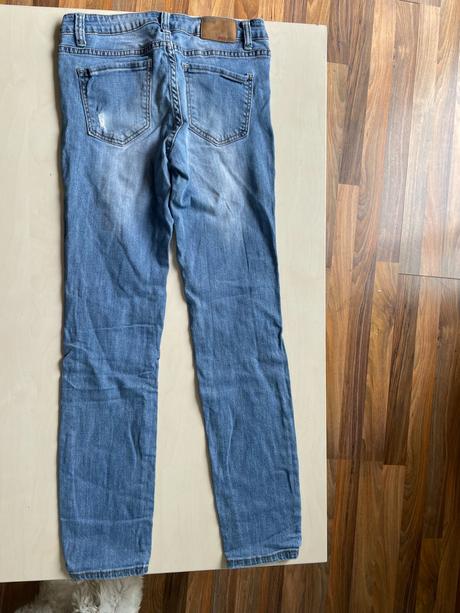 Džíny s dírami, vel není cca s/m, fb sister denim, s