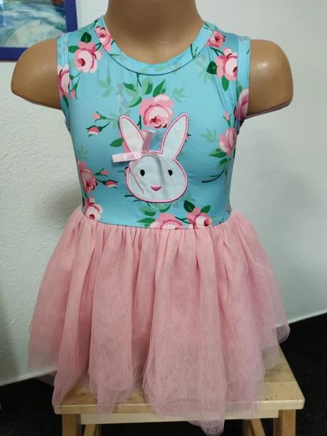 Šatičky se zajíčkem, 86