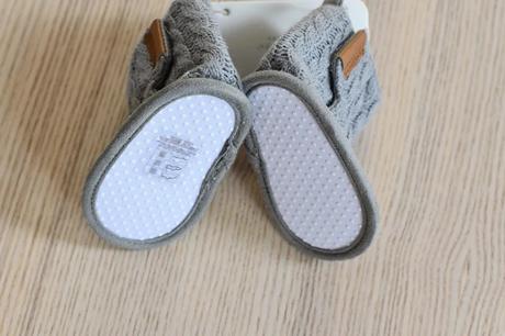 Capáčky vel. 3 - 6 m, primark,<17