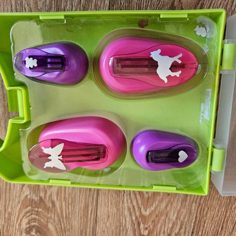 Crelando ozdobné děrovačky na papír, 