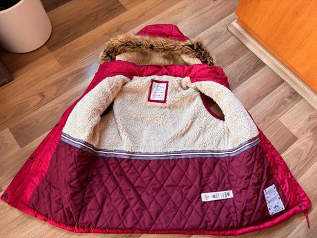 Zateplená vesta s kožíškem, 152