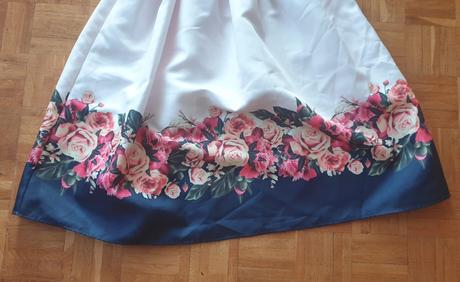 Elegantní sváteční šatičky, 36