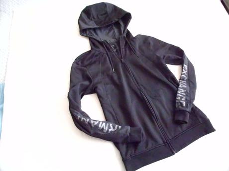 Uni exchang  m-l, armani,m