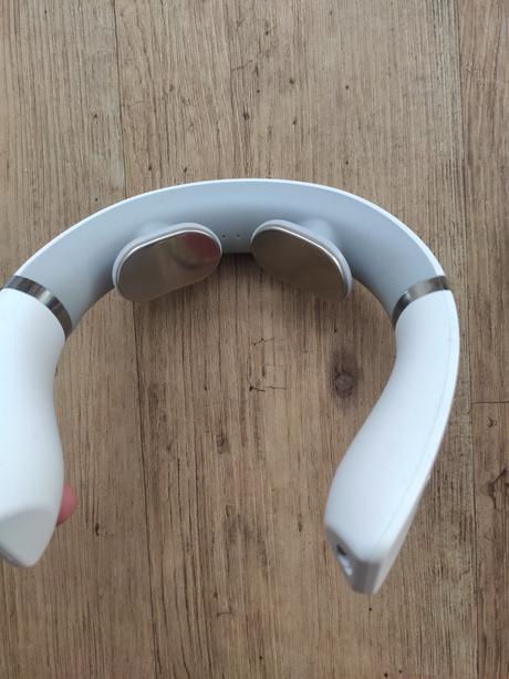 Masáž krku elektronická nové, 