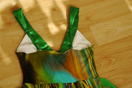 Party saty zelene apart velikost 34, 34