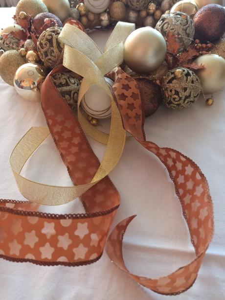 Velký dekorační vánoční věnec na dveře,