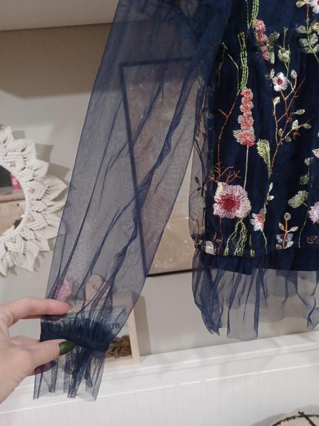 Kytičková halenka, reserved,152