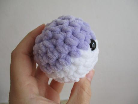 Háčkovaná antistresová kulička handmade, 