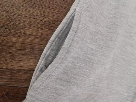 Mikina s tygříkem vel. 122/128 pro dvojčata, 122